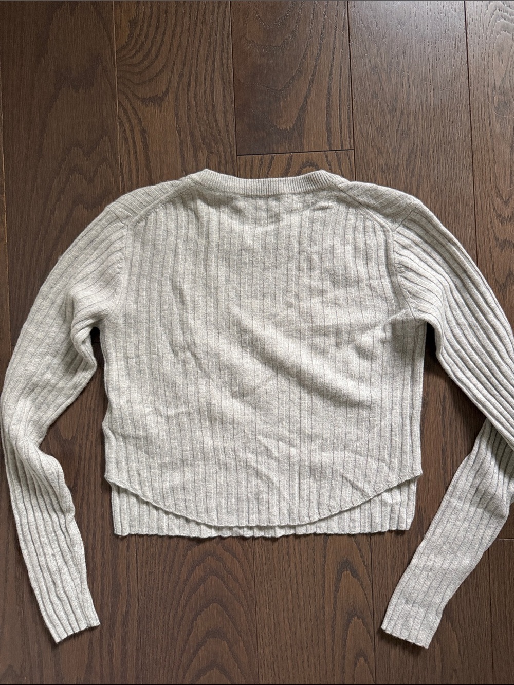 Women's Light Gray Long Sleeve Top - Picture 4 of 5
